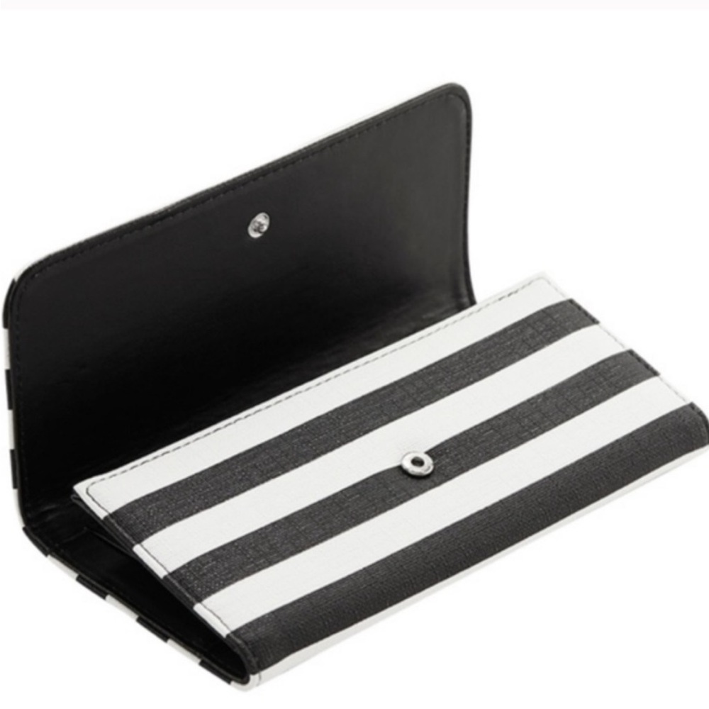 New Kut from the Kloth Monochrome Striped Black White Vegan Leather Wallet Goth